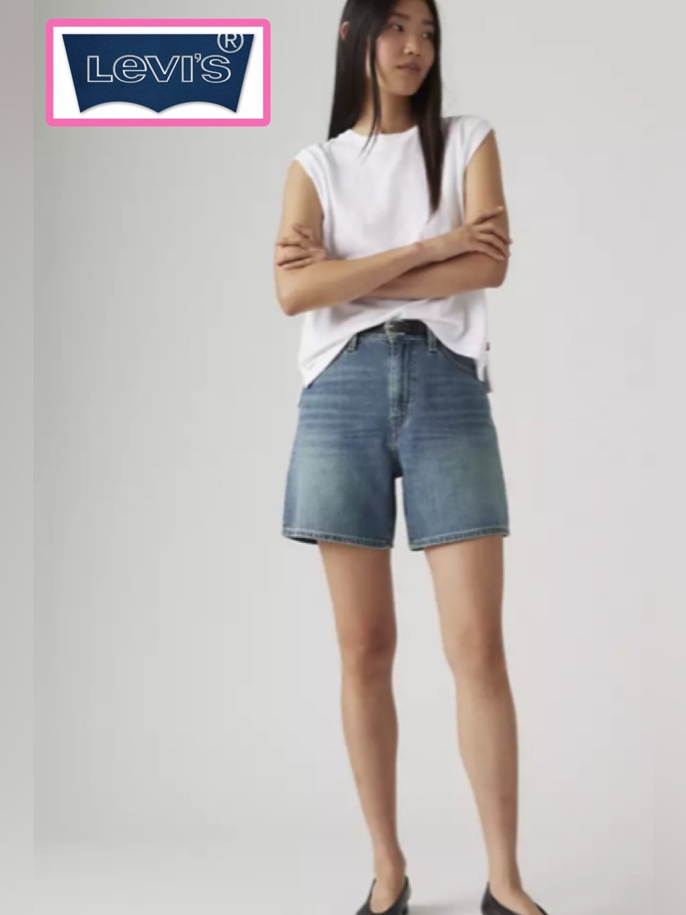NWT Levi's Classic Denim + Linen Blue High Baggy Shorts 25 med blue wash